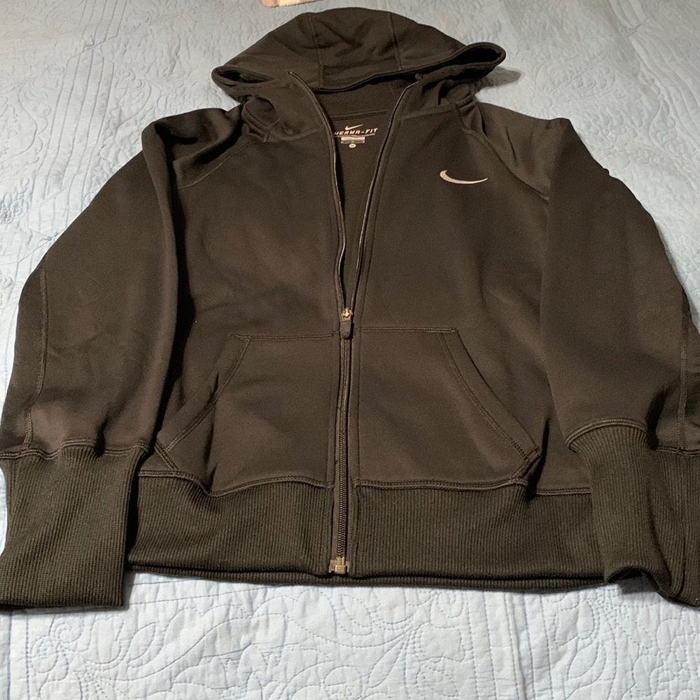 Nike Therma Fit Women’s Size M - Black- NWOT